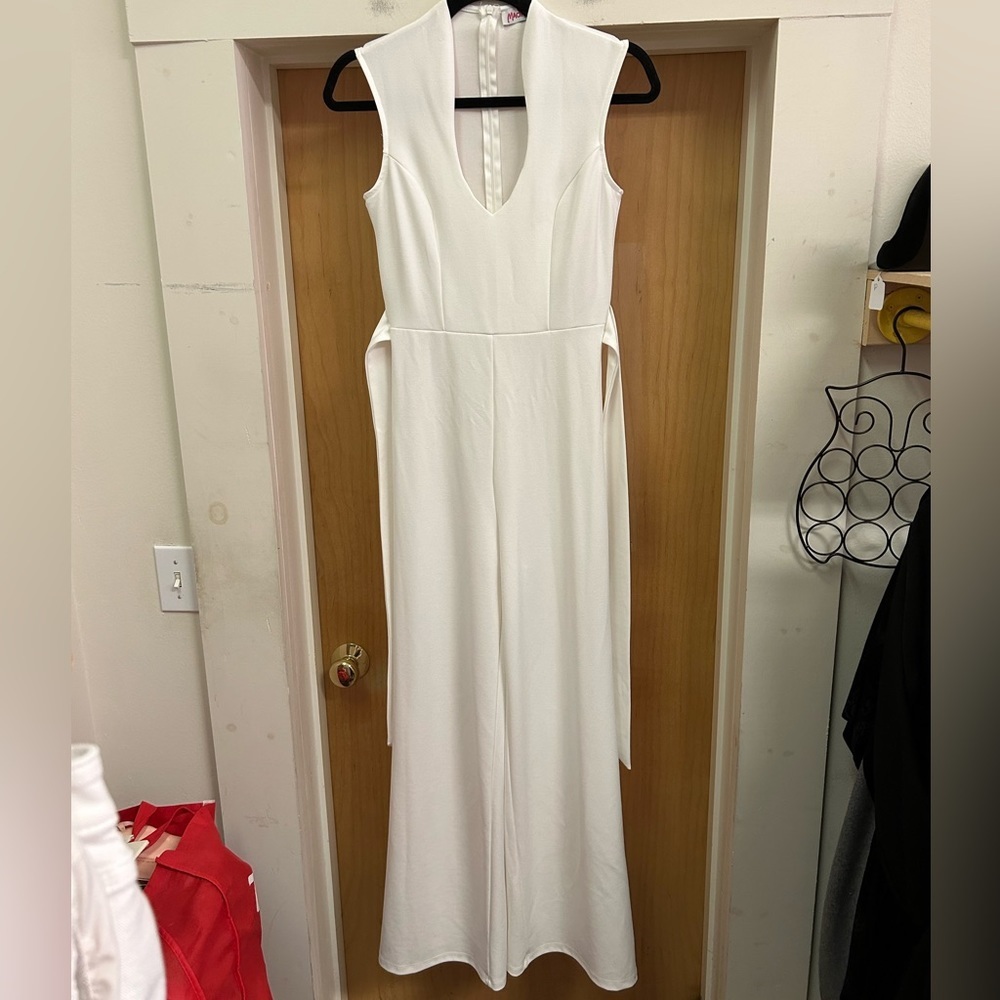 Madrag White jumpsuit size M